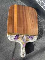 Load image into Gallery viewer, Small amethyst cheeseboard
