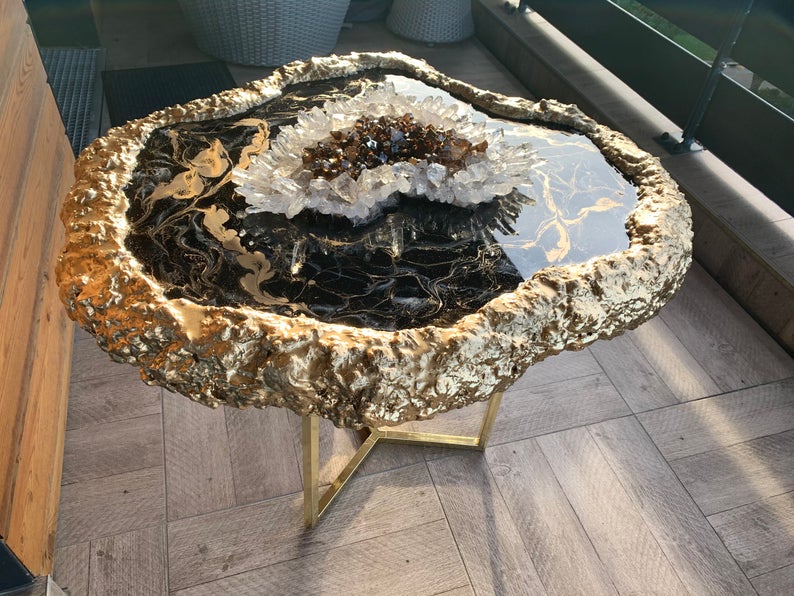 Geode end outlet table