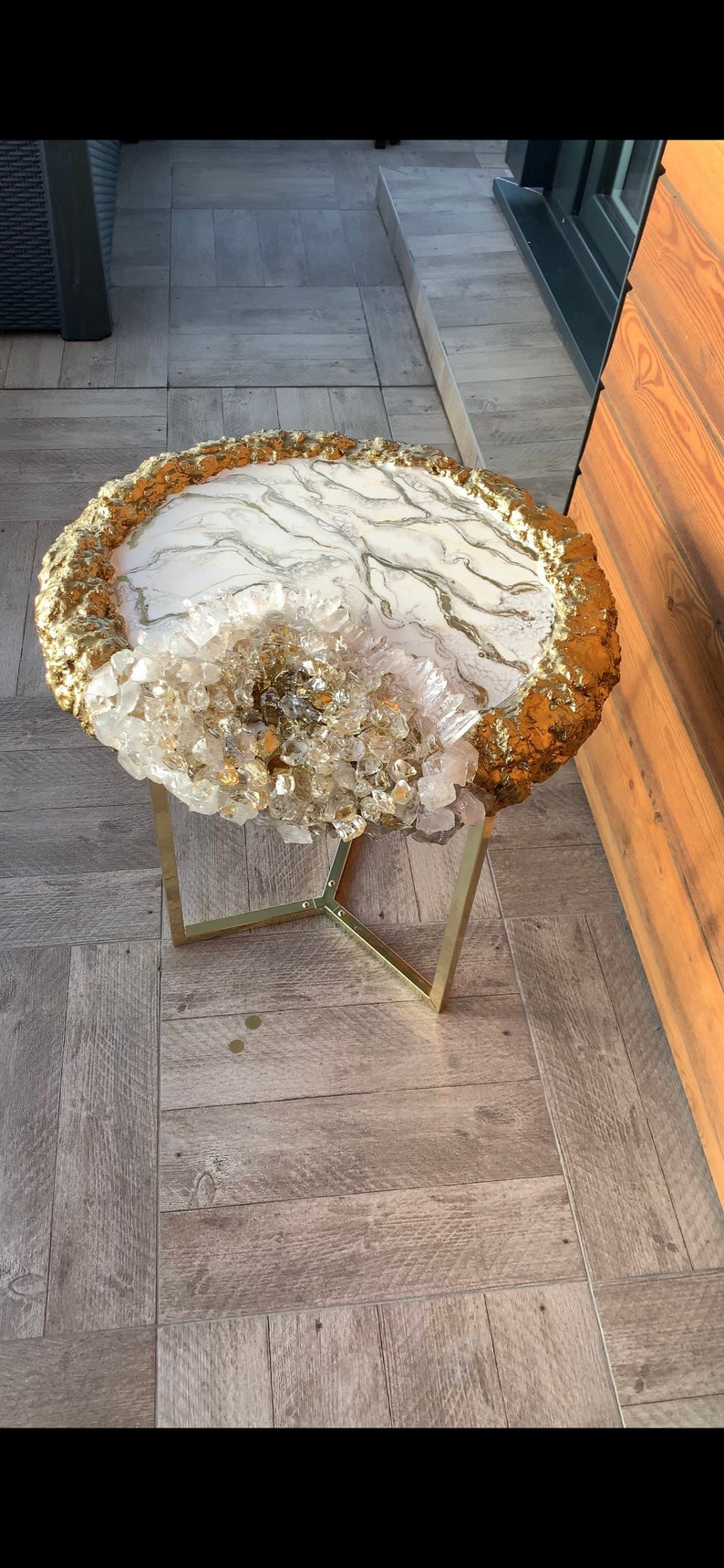 ROUND GEODE AND MARBLE INSPIRED TABLE