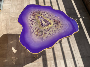 Amethysts Geode table