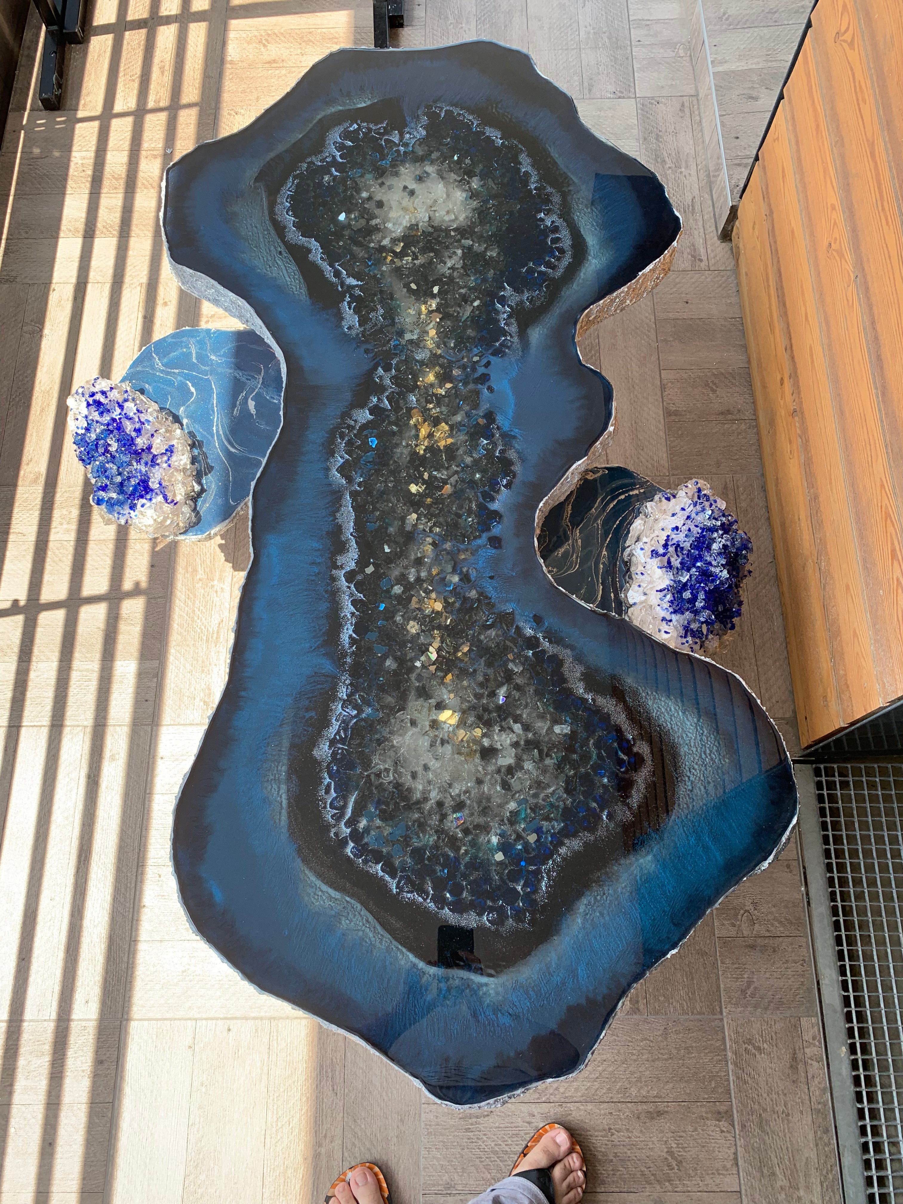 BLUE GEODE TABLE