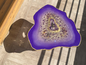 Amethysts Geode table