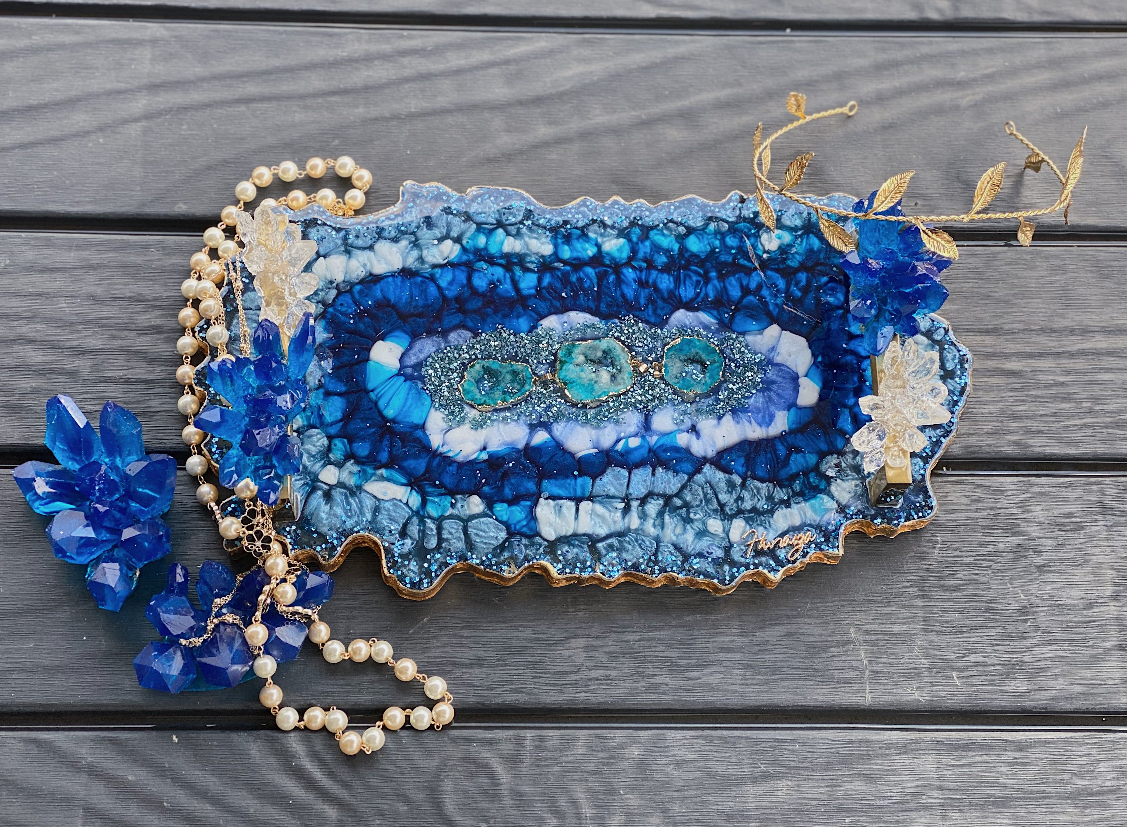 Blue colour blast tray